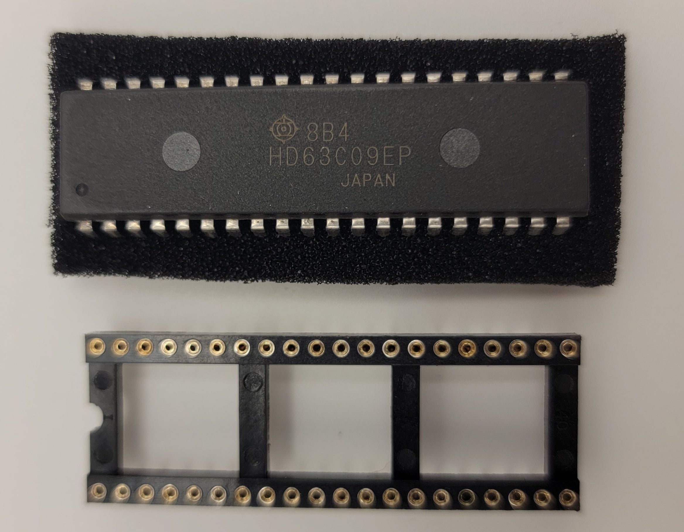 Hitachi HD63C09EP CPU and 40 pin Precision DIP Socket.